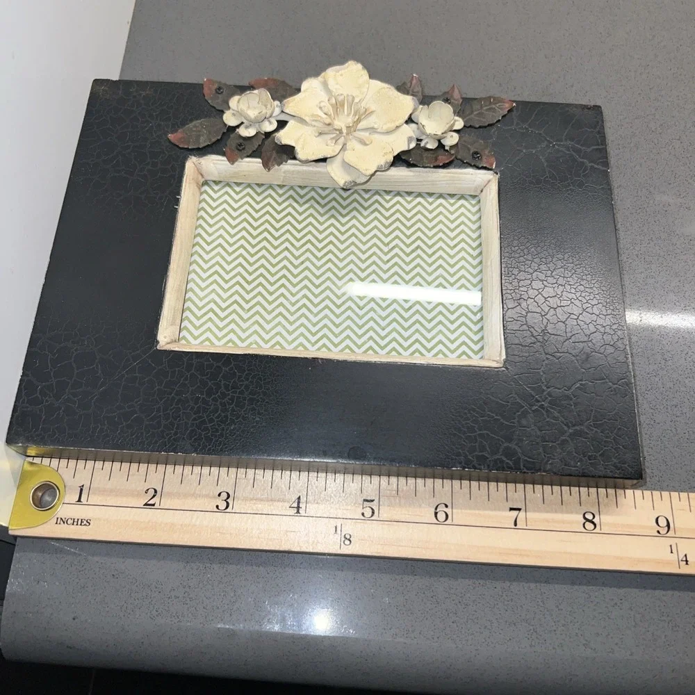 BoHo wood and metal small frame 8.5. x 6.5. (4.5 x 3)
